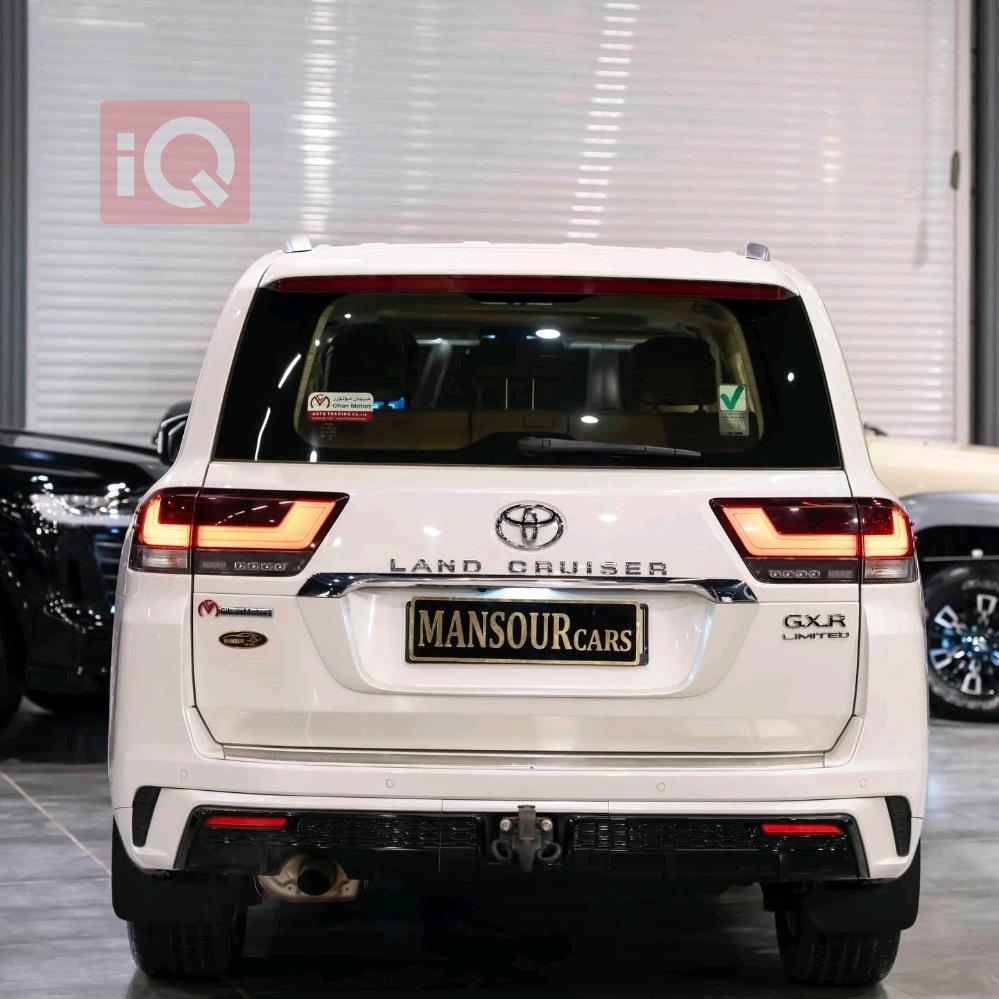 تويوتا لاندكروزر